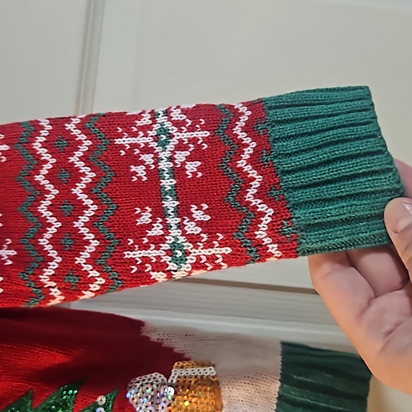 33 DEGREES CHRISTMAS HOLIDAY SWEATER: NEW WITH TAGS: SIZE S (7) - Picture 6 of 7